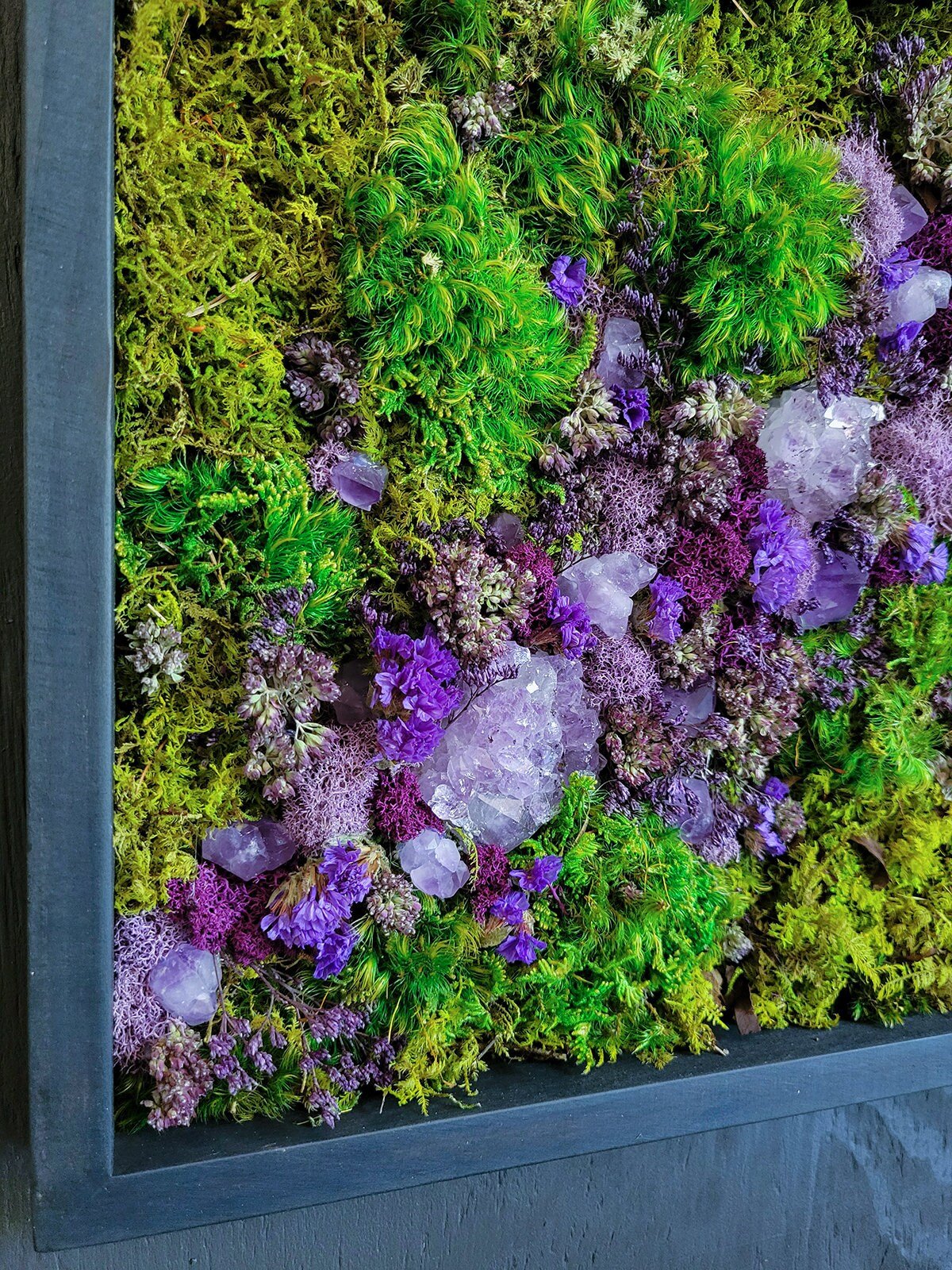 Preserved Moss Frame w Gems / Crystals - Mossy Moss by Olia